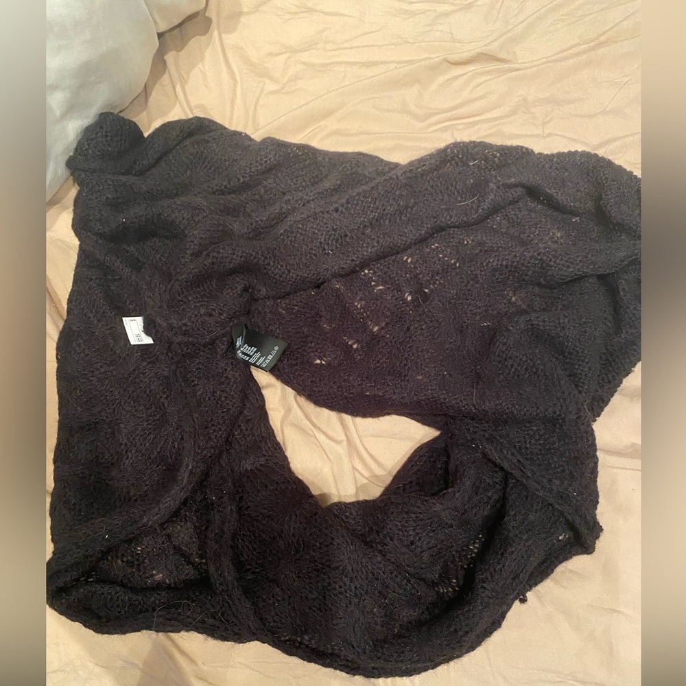circle scarf brand new h&m - brand new